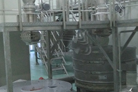 Sieving metal powder