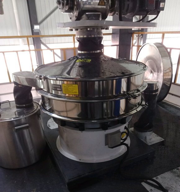 Successful case of sieving machine with graphite powder