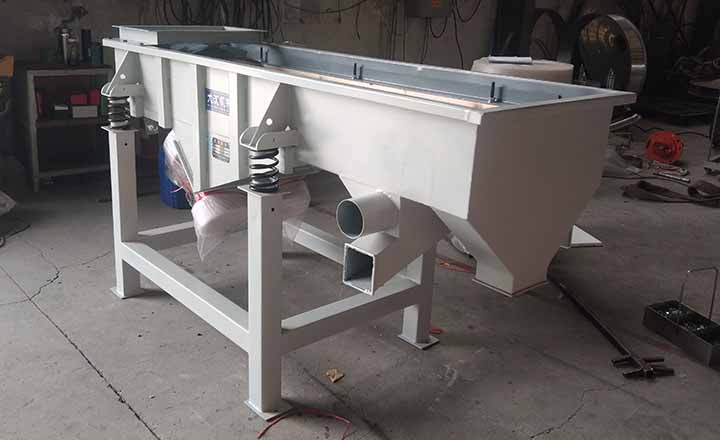 Montmorillonite clay powder vibrating screening machine